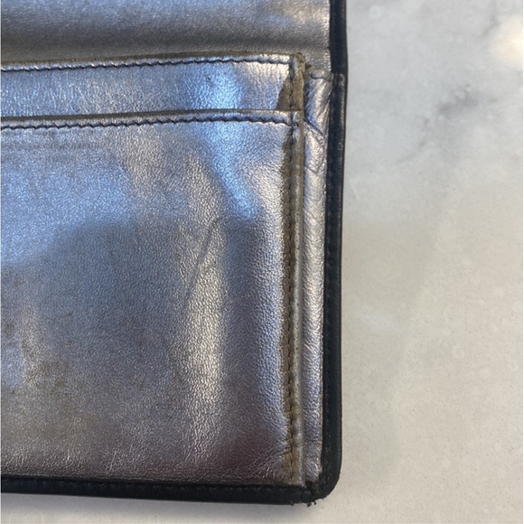 CHANEL Wallet AND Box - Picture 11 of 13